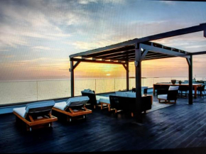 Naisikas Sea View Apartment
